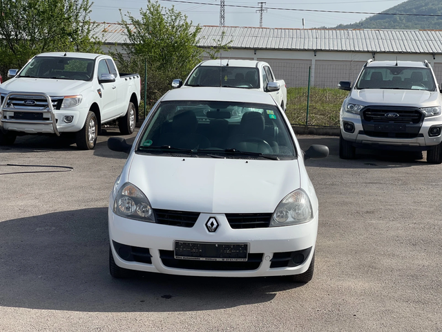 Renault Clio 1.2i - автомобили, коли, обяви за нови и употребявани 6