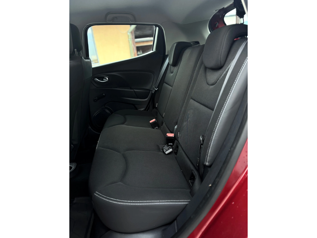 Renault Clio - автомобили, коли, обяви за нови и употребявани 8