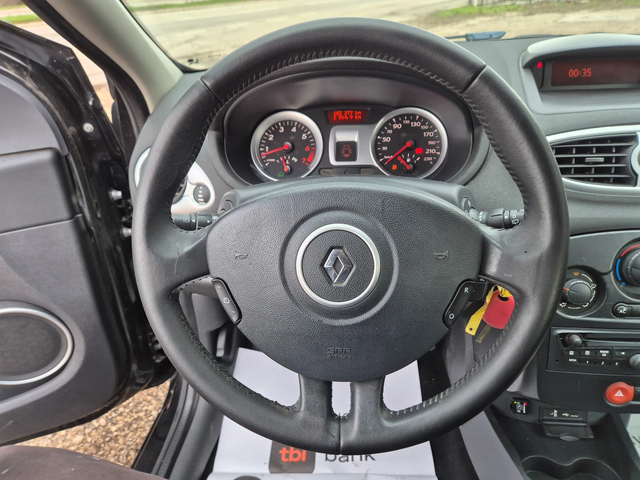 Renault Clio 1.2i* ГАЗ - автомобили, коли, обяви за нови и употребявани 13