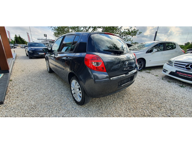 Renault Clio 1.2 16V 75хил.км.с ел.проблем - автомобили, коли, обяви за нови и употребявани 3