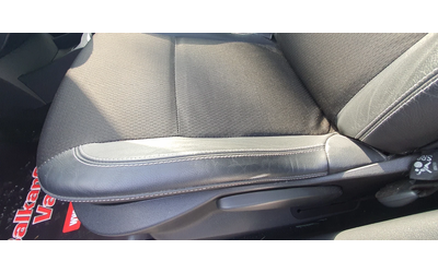 Renault Clio 1.2 16V 75хил.км.с ел.проблем - автомобили, коли, обяви за нови и употребявани 9