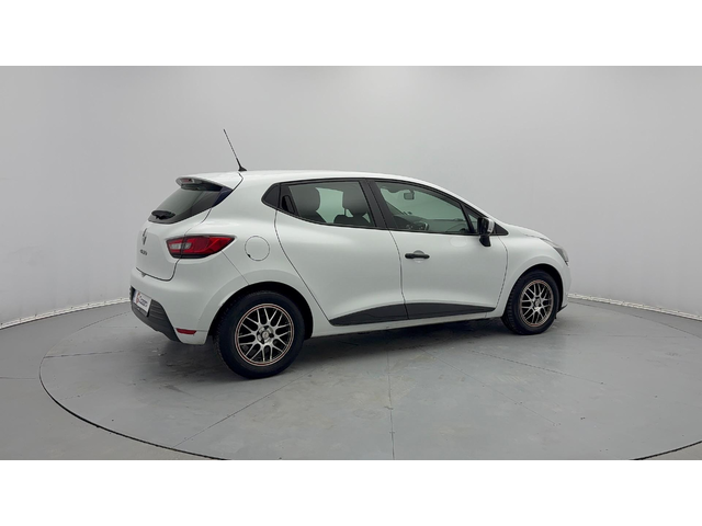 Renault Clio - автомобили, коли, обяви за нови и употребявани 29