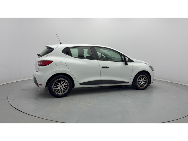 Renault Clio - автомобили, коли, обяви за нови и употребявани 30