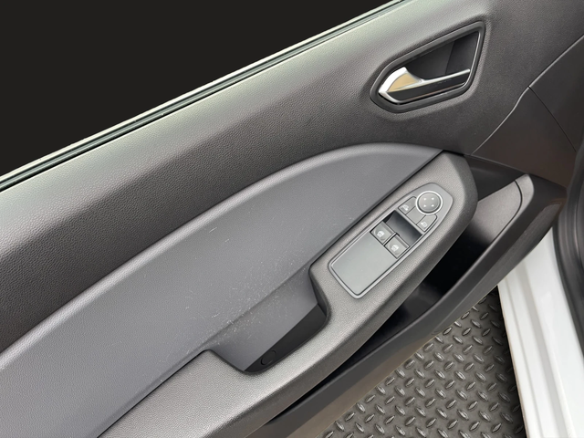 Renault Clio 1.0I HATCH LIFE - автомобили, коли, обяви за нови и употребявани 5