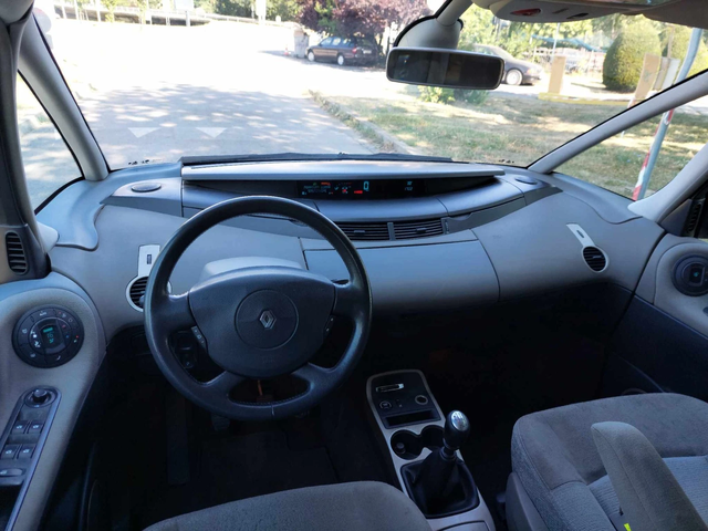 Renault Espace GRAND 2,0T УНИКАЛЕН!!!! - автомобили, коли, обяви за нови и употребявани 4