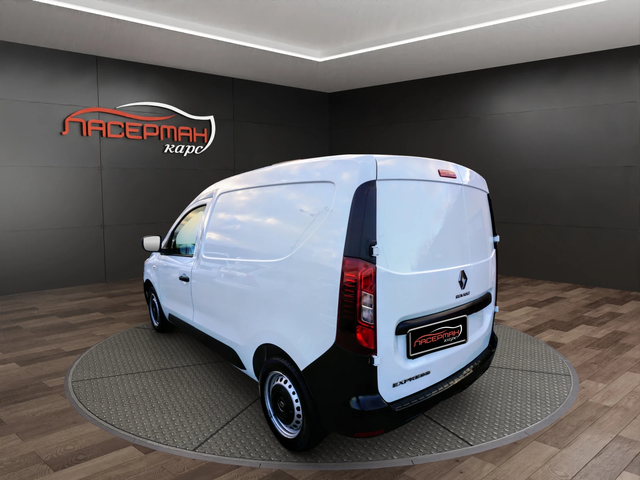 Renault Express 1.3i - автомобили, коли, обяви за нови и употребявани 3