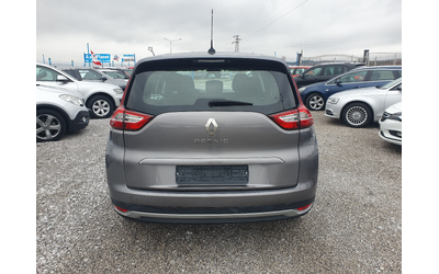 renault-grand-scenic-1-7-dci - 5