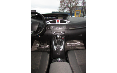 Renault Grand scenic 1.5DCI EURO5A - автомобили, коли, обяви за нови и употребявани 10