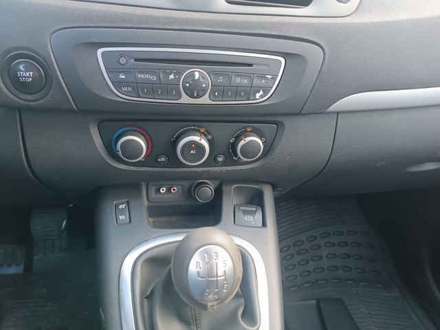 Renault Grand scenic 1500DCi - автомобили, коли, обяви за нови и употребявани 15