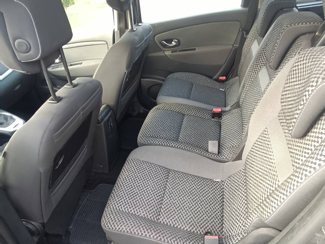 Renault Grand scenic 1500DCi - автомобили, коли, обяви за нови и употребявани 4