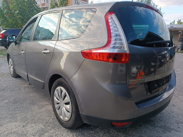 Renault Grand scenic 1500DCi - автомобили, коли, обяви за нови и употребявани 6