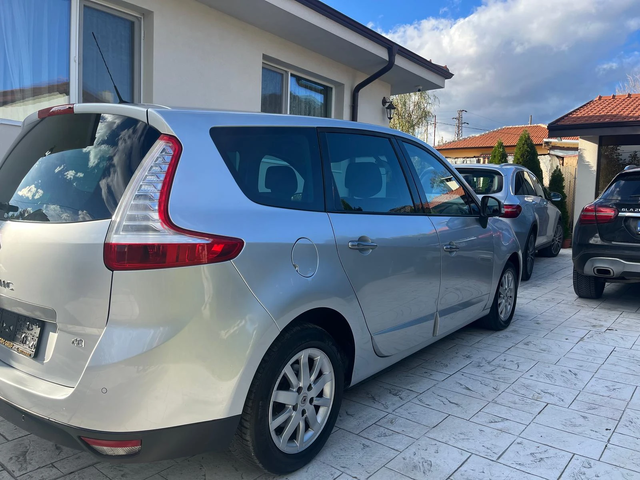 Renault Grand scenic 1.5 DCI AVTO PANORAMA - автомобили, коли, обяви за нови и употребявани 3