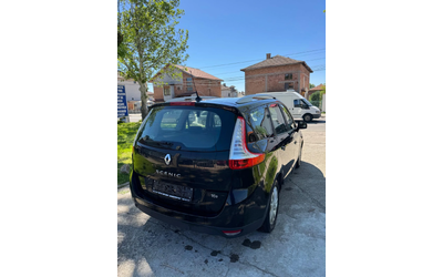 renault-grand-scenic - 4