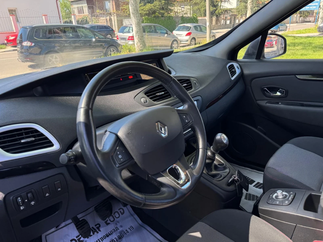 Renault Grand scenic - автомобили, коли, обяви за нови и употребявани 7