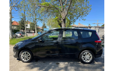 Renault Grand scenic - автомобили, коли, обяви за нови и употребявани 9