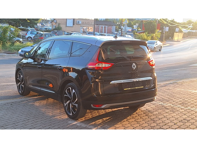 Renault Grand scenic 1.8 Bose Full Led - автомобили, коли, обяви за нови и употребявани 4