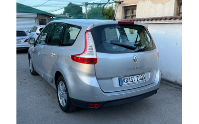 renault-grand-scenic - 3