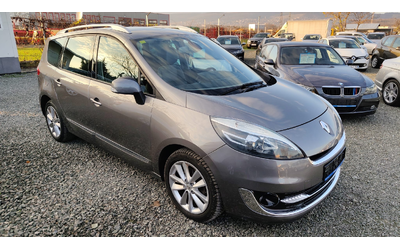 renault-grand-scenic - 1