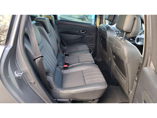Renault Grand Scenic - автомобили, коли, обяви за нови и употребявани 8