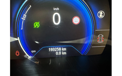 Renault Kadjar 1.6DCI 131kc ITALIA FULLL EURO6 - автомобили, коли, обяви за нови и употребявани 10