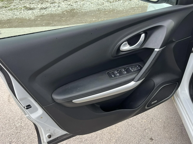 Renault Kadjar 1.5DCI 116к EURO 6D АВТОМАТ ВНОС ИТАЛИЯ - автомобили, коли, обяви за нови и употребявани 6