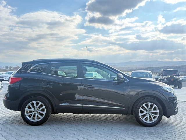 Renault Kadjar 1.5dci Собствен лизинг !!! - автомобили, коли, обяви за нови и употребявани 3