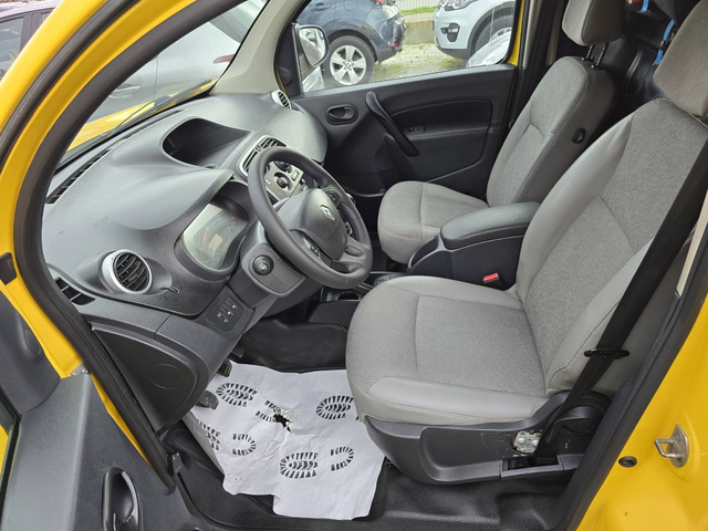 Renault Kangoo 1.5 DCI MAXI - автомобили, коли, обяви за нови и употребявани 9