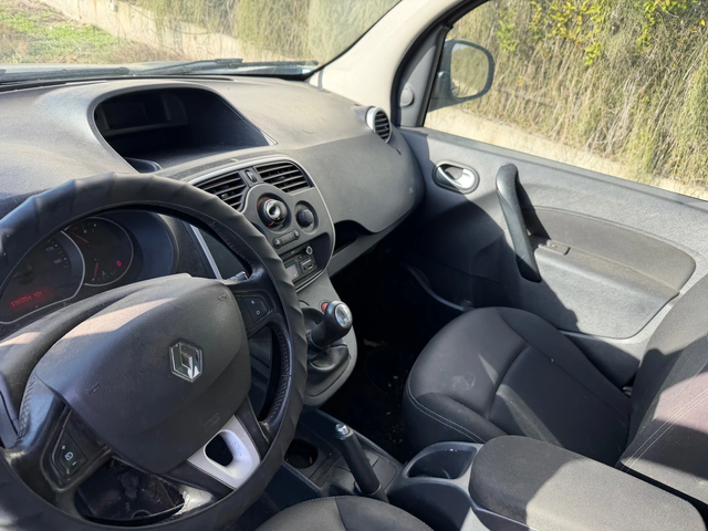 Renault Kangoo 1.5 DCI - автомобили, коли, обяви за нови и употребявани 10