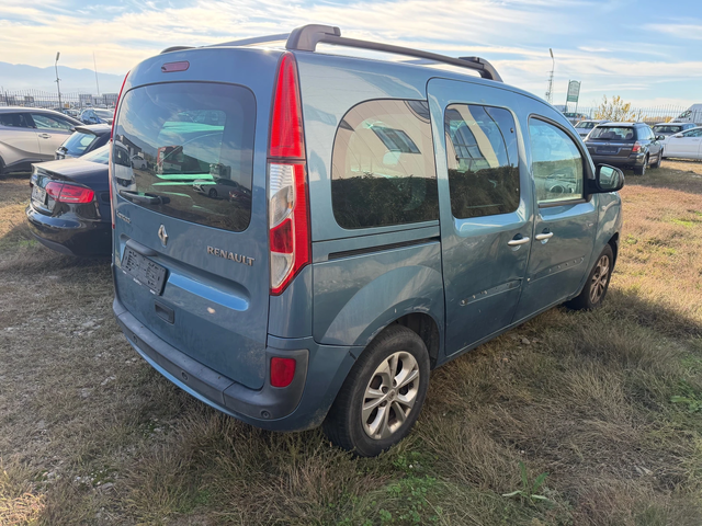Renault Kangoo 1.5 DCI - автомобили, коли, обяви за нови и употребявани 4