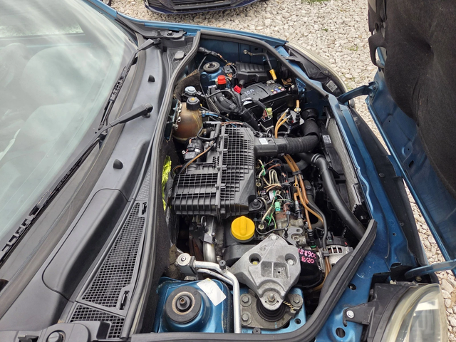 Renault Kangoo 1.5dci* klima* - автомобили, коли, обяви за нови и употребявани 16