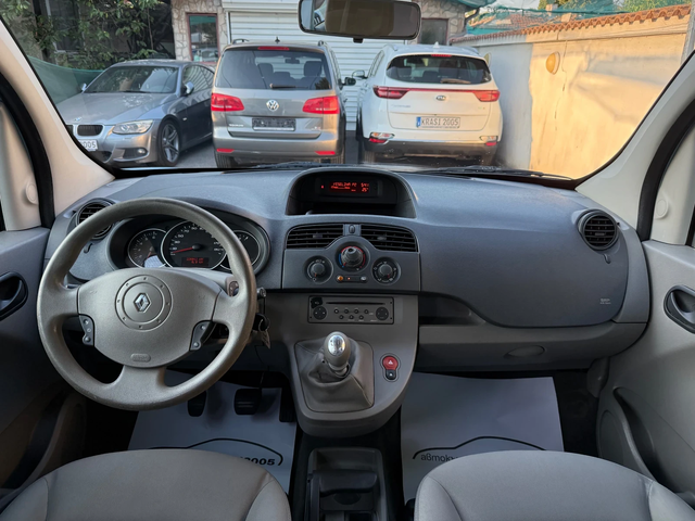 Renault Kangoo 1.5DCI - автомобили, коли, обяви за нови и употребявани 9