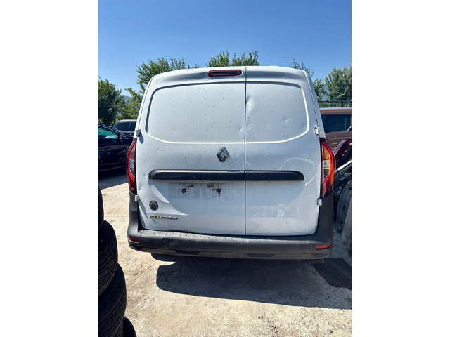 Renault Kangoo - автомобили, коли, обяви за нови и употребявани 5
