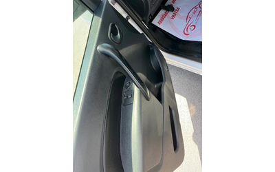 Renault Kangoo MAXI - автомобили, коли, обяви за нови и употребявани 7