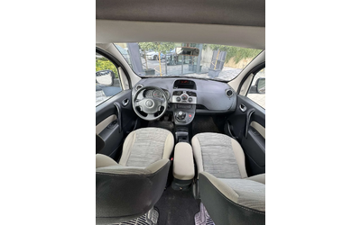 Renault Kangoo - автомобили, коли, обяви за нови и употребявани 12