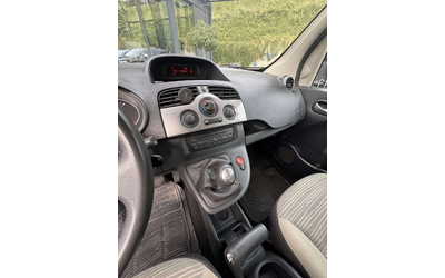 Renault Kangoo - автомобили, коли, обяви за нови и употребявани 13