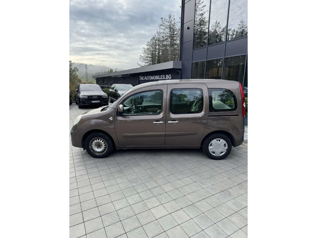 Renault Kangoo - автомобили, коли, обяви за нови и употребявани 3