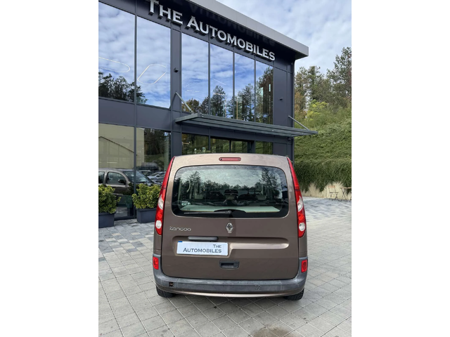 Renault Kangoo - автомобили, коли, обяви за нови и употребявани 4
