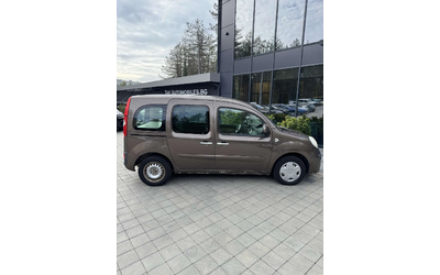 Renault Kangoo - автомобили, коли, обяви за нови и употребявани 7