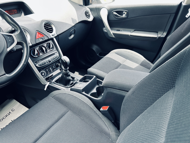 Renault Koleos 2.5 i - автомобили, коли, обяви за нови и употребявани 8