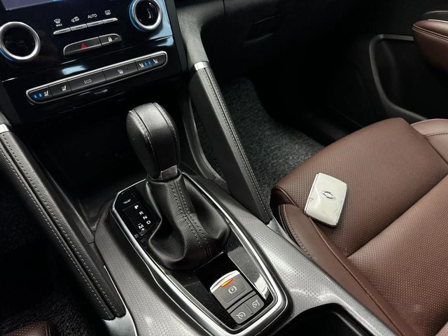 Renault Koleos 2.0 LPe RE 2WD  * НАЙ-ДОБРА ЦЕНА В БЪЛГАРИЯ* - автомобили, коли, обяви за нови и употребявани 8