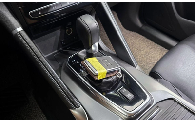 Renault Koleos 2.0 LPe LE 2WD  * НАЙ-ДОБРА ЦЕНА В БЪЛГАРИЯ* - автомобили, коли, обяви за нови и употребявани 8