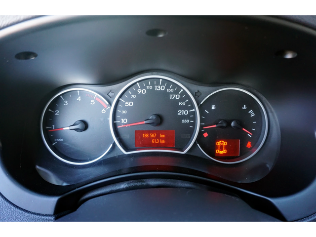 Renault Koleos 2.0 DCI DYNAMIQUE 4x4 - автомобили, коли, обяви за нови и употребявани 11