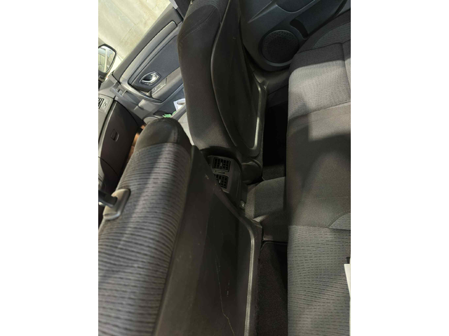 Renault Laguna 1.6 16V LPG - автомобили, коли, обяви за нови и употребявани 5