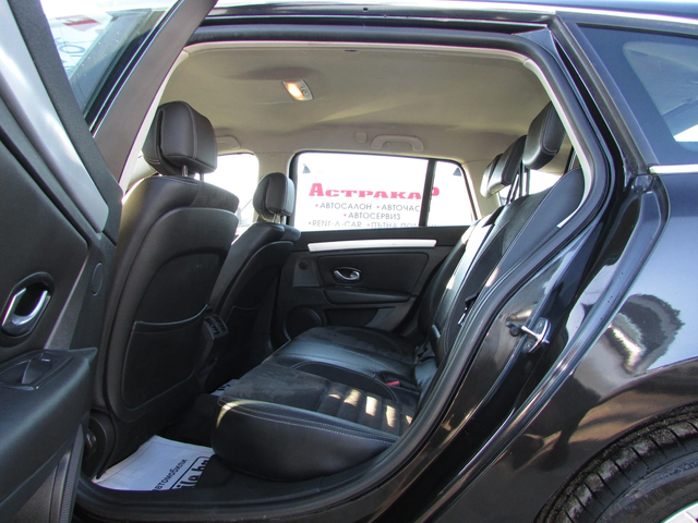 Renault Laguna 2.0DCI EURO4 - автомобили, коли, обяви за нови и употребявани 8