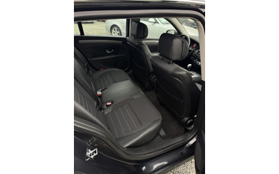 Renault Laguna 2.0 DCI - автомобили, коли, обяви за нови и употребявани 12