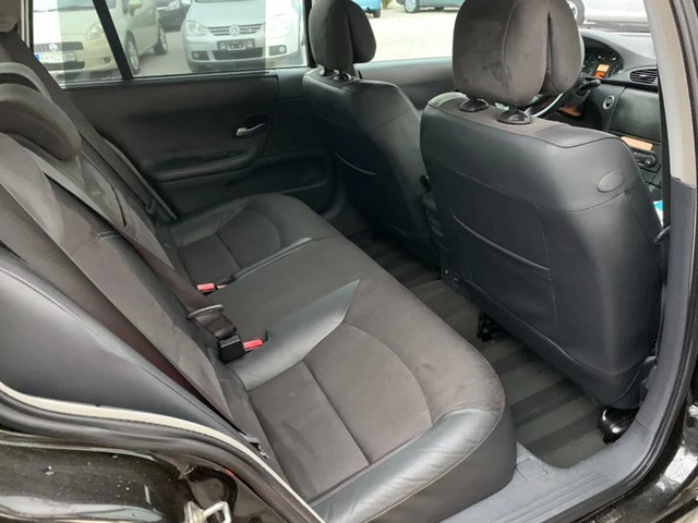 Renault Laguna - автомобили, коли, обяви за нови и употребявани 6