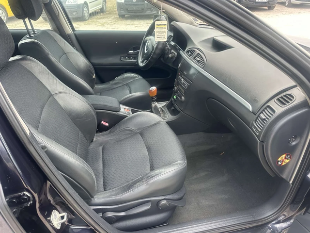 Renault Laguna - автомобили, коли, обяви за нови и употребявани 8