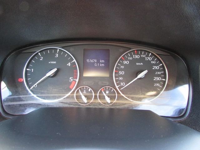 Renault Laguna 2.0DCI EURO4 - автомобили, коли, обяви за нови и употребявани 13