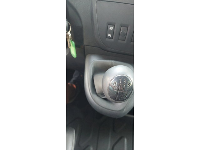 Renault Master 2.3 dci клима - автомобили, коли, обяви за нови и употребявани 4