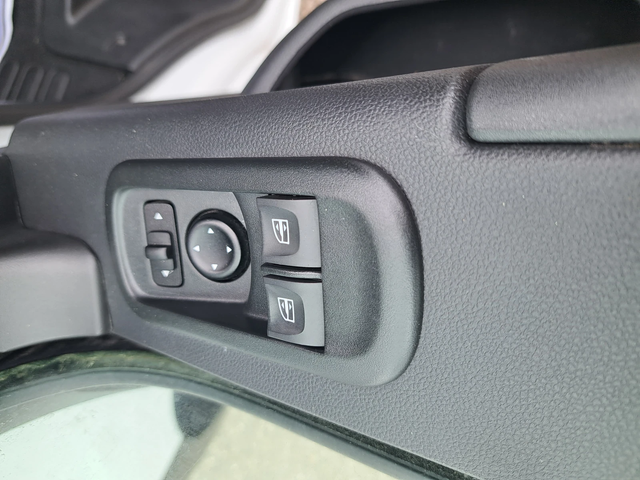 Renault Master 2, 3 dci - автомобили, коли, обяви за нови и употребявани 12